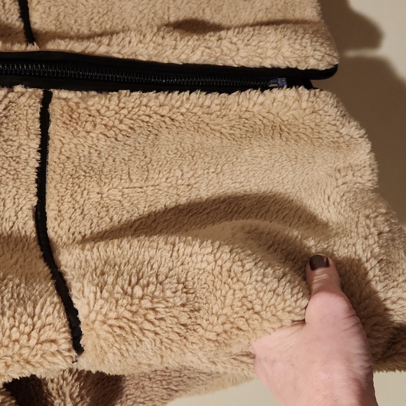 ❤️ NWT! FABLETICS TEDDY MID-LENGTH JACKET, MEDIUM - Picture 6 of 15